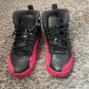 Black and pink jordan 12, size 6.5y/women’s 8